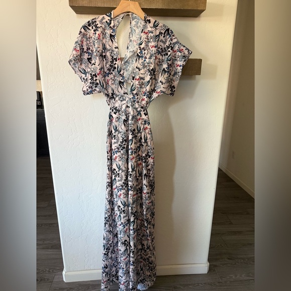 Boutique|Women’s short sleeve boho Floral Maxi Dress,open back & bow tie•••Med - Picture 1 of 14